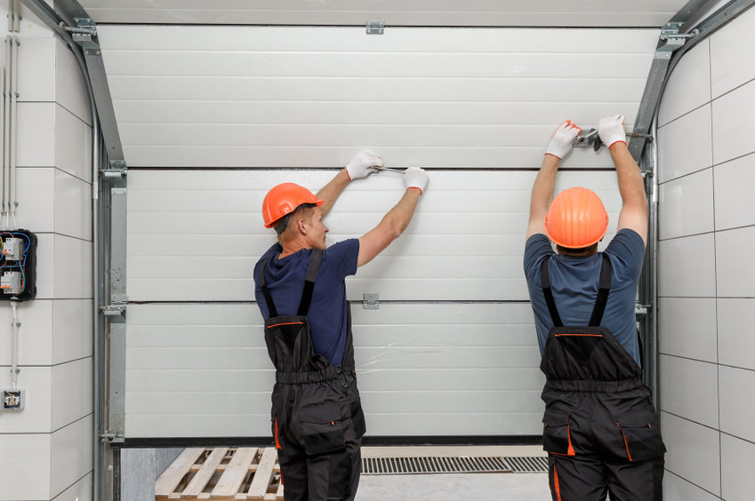 Combien faut-il prévoir pour la réparation d’une porte de garage ?