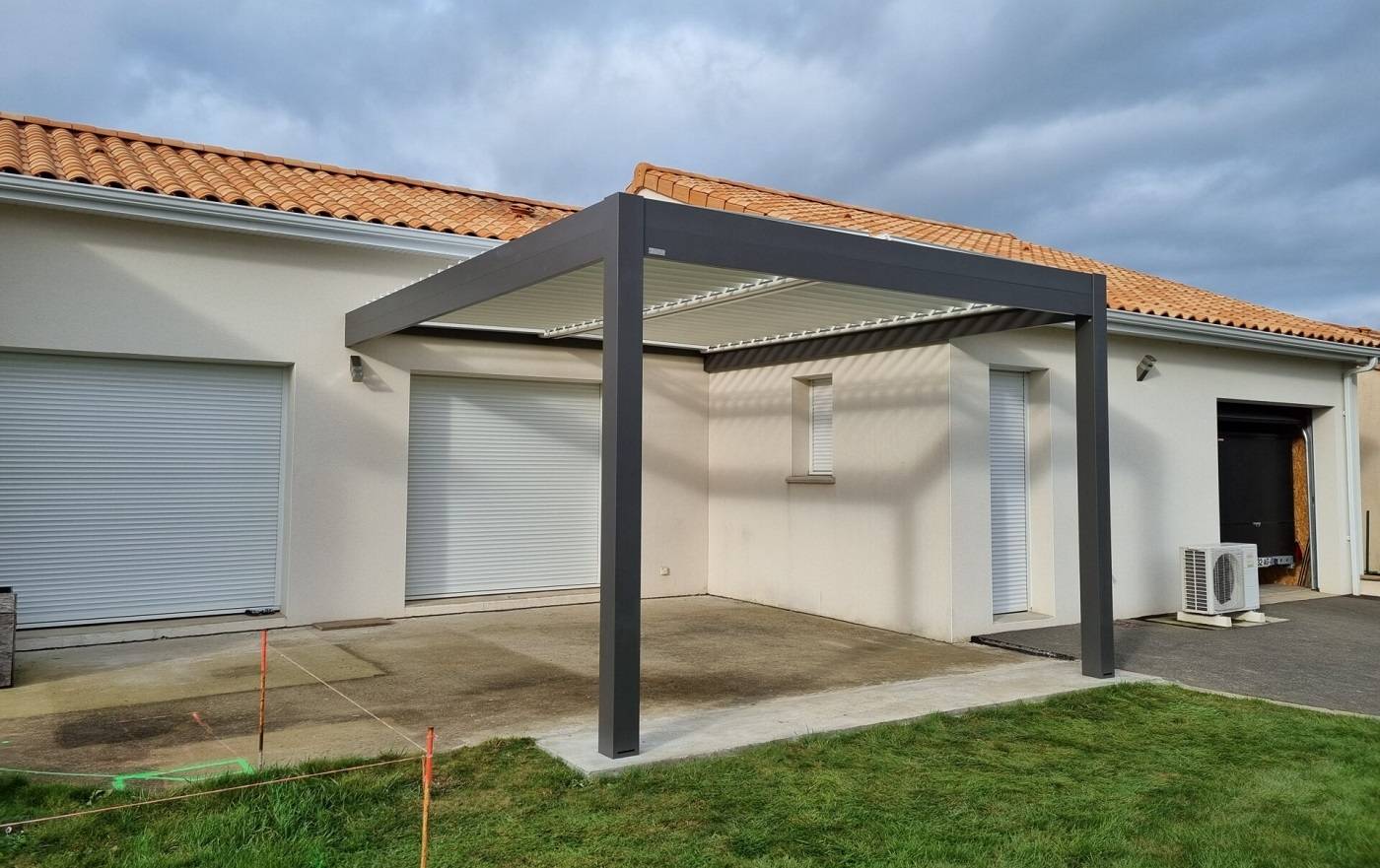 Pergola Aluminium Bioclimatique : Caractéristiques et Avantages
