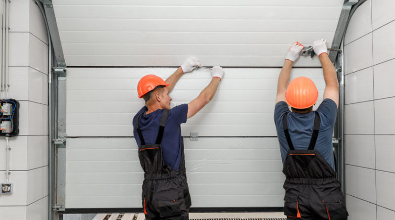 Combien faut-il prévoir pour la réparation d'une porte de garage ?