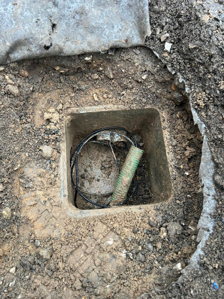 détection du regard par l’entreprise Travaux Fibre Optique
